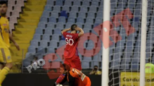 Victoria renegatului!** VIDEO rezumat Steaua - Petrolul 2-1! Nikolic ține Steaua în luptă