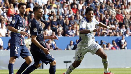 INCREDIBIL | Brandao, condamnat la o lună de închisoare pentru că l-a lovit pe Thiago Motta cu capul în gură la vestiare