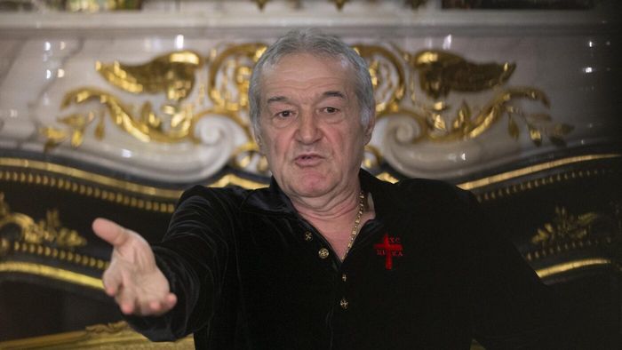 Cei 7 fotbalişti pe care Gigi Becali îi dă afară de la FCSB