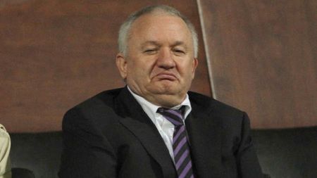 Porumboiu, scos din sărite de ieșirile lui Șumi și Stanciu:** "Înainte de meci, le-am atras atenția să fie civilizați! Bășcăliile astea nu merg"