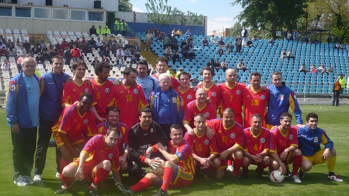 Se cântă We are the Champions! Conduși de Daniel Chiriță, artiștii români au devenit campioni mondiali! Naționala lui Burleanu nu e în Rusia, dar Kamara & Co au ridicat trofeul după o finală de foc 