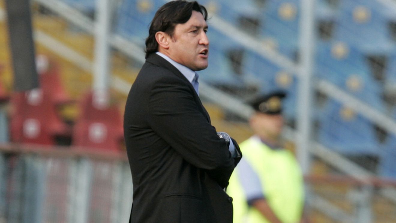 Viorel Moldovan: "Trebuie să descopăr caracterele jucătorilor". Cum comentează contracandidații instalarea lui Moldovan pe banca reprezentativei de tineret