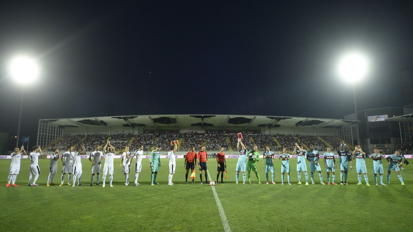 Partida Astra Giurgiu - AZ Alkmaar, arbitrată de un sloven