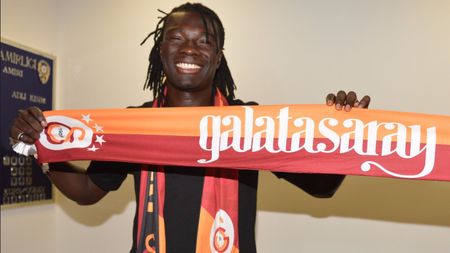 Gomis a semnat cu Galatasaray! "Mulțumesc fanilor pentru primirea călduroasă de care am avut parte". Pe câte sezoane se întinde contractul atacantului