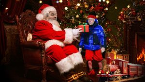 Moș Crăciun e de fapt Adrian Mihalcea iar Marius Șumudică dirijează Rapidul copilăriei: cum arată cea mai bătrână și cea mai tânără echipă de start din acest sezon de Superliga! EXCLUSIV