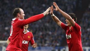 "Diavolii", cu un pas în finala Ligii!** Schalke - Manchester United 0-2