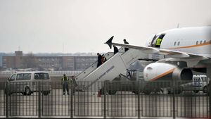 Cel mai bogat miliardar din Ucraina nu s-a uitat la bani când l-a plătit pe român. Primea și 60.000 de dolari pentru 90 de minute: „Nu-mi venea să cred”