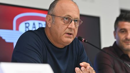 Dan Șucu, prima reacție după FCSB - Rapid 2-2 este una incendiară! Nu a mai rezistat și i-a făcut praf pe arbitri: „Cel mai prost pe care l-am văzut! Singuri împotriva tuturor”