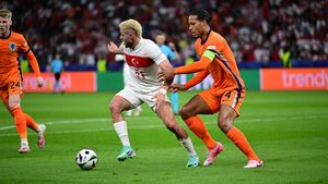 Arogantul Virgil van Dijk, care umilea România după victoria cu 3-0 a Olandei, a avut un discurs total diferit legat de calificarea în fața Turciei! Mesajul căpitanului lui Ronald Koeman, după ce fanii din Țările de Jos s-au luptat în tribune cu invazia turcă din Germania