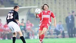 Au întors armele!** "Câini" până la moarte fascinați de farmecul vieții. Și invers