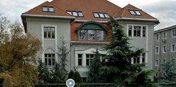 Complicata şi ciudata tranzacție prin care firma controlată de fiii acționarului de la CFR a vândut o vilă în Cluj pentru 9.100.000 de euro! Dezvăluiri despre afacerea ungurilor: „Fundația UDMR a cumpărat-o. Nu se ştie dacă banii sunt de la guvernul maghiar”