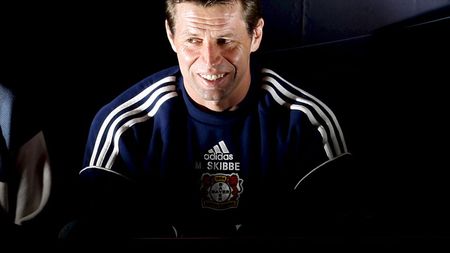Skibbe: "E imposibil să nu dăm gol Stelei"