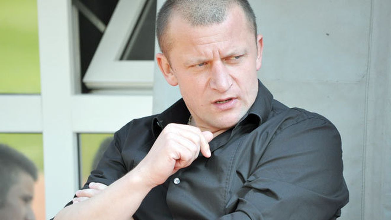 Dorinel i-a dat șah-mat marelui Guus Hiddink, olandezul își mușcă pumnii de ciudă!** Ce a declarat antrenorul lui Anji, după ce a pierdut cu 2-0 la Saransk