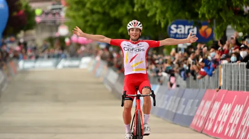 Victor Lafay a câștigat etapa a 8-a a Turului Italiei 2021! Rutierul maghiar Attila Valter și-a păstrat tricoul roz | VIDEO