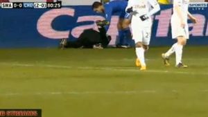 Chelsea, eliminată rușinos din semifinalele Cupei Ligii!** Hazard și-a pierdut cumpătul și a bruscat un copil de mingi. Video Ce a urmat