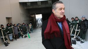 Becali a uitat de Steaua!** "Nu vin la meci dacă nu termin treaba! Nu va mai exista nicio oaie înzăpezită în Vrancea"