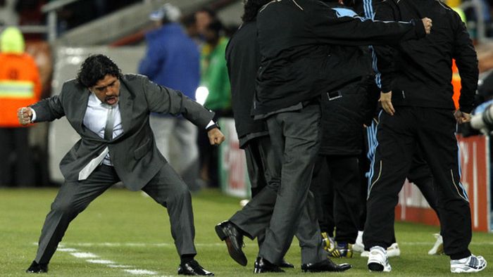 Războiul continuă!** "Maradona trăiește o viață ciudată"