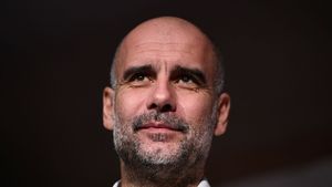 Pep Guardiola a cedat nervos în fața unui ziarist și a răbufnit când a fost întrebat de FC Barcelona! „Ești prea tânăr, prietene! Îți dau clipuri să vezi”