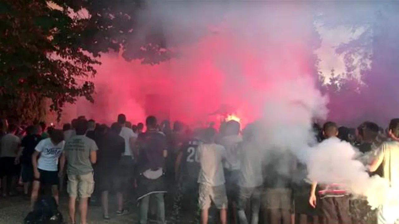 VIDEO senzațional | Fanii Fiorentinei au mers acasă la un jucător pentru a-l convinge să nu plece