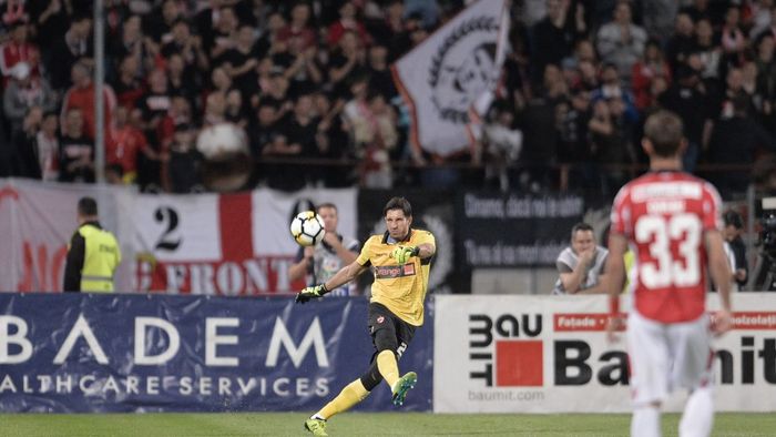 EXCLUSIV | From Panama with love. Jaime Penedo mizează pe victoria "câinilor" în FCSB - Dinamo: "Sper să dea totul pe teren". Cum l-au cucerit definitiv suporterii din România