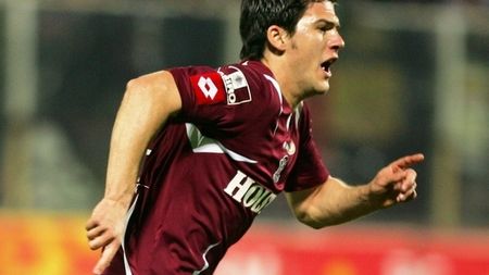 Despărțire tristă: Săpunaru, suspendat pentru gesturi obscene!