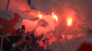 Sancțiuni drastice pentru clubul Dinamo după derby-ul cu Steaua. Amendă de 40.000 de lei din partea Jandarmeriei