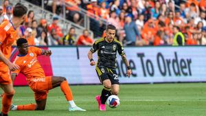 Alex Mățan, prestație de top în MLS: gol, assist și calificare în tricoul lui Columbus Crew | VIDEO