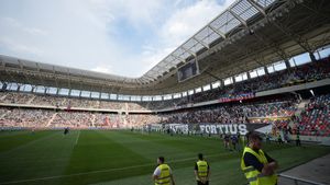Am aflat cât este baremul de hrană al unui sportiv de performanță la CSA Steaua și câți bani pot fi folosiți pentru cazare! „Este o bătaie de joc" | EXCLUSIV