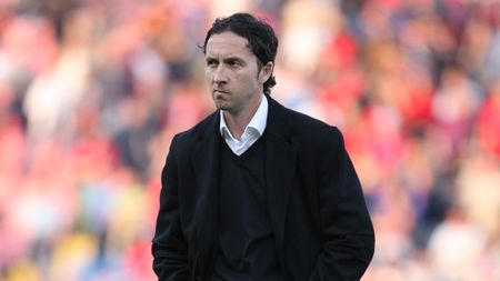 "L-am venerat pe Lăcătuș, dar acum m-a dezamăgit"