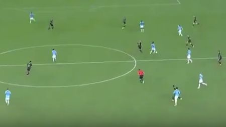 Magnific! Pirlo a reușit una dintre cele mai frumoase pase de gol din carieră. Cum l-a servit pe David Villa, în meciul câștigat de New York City cu DC United