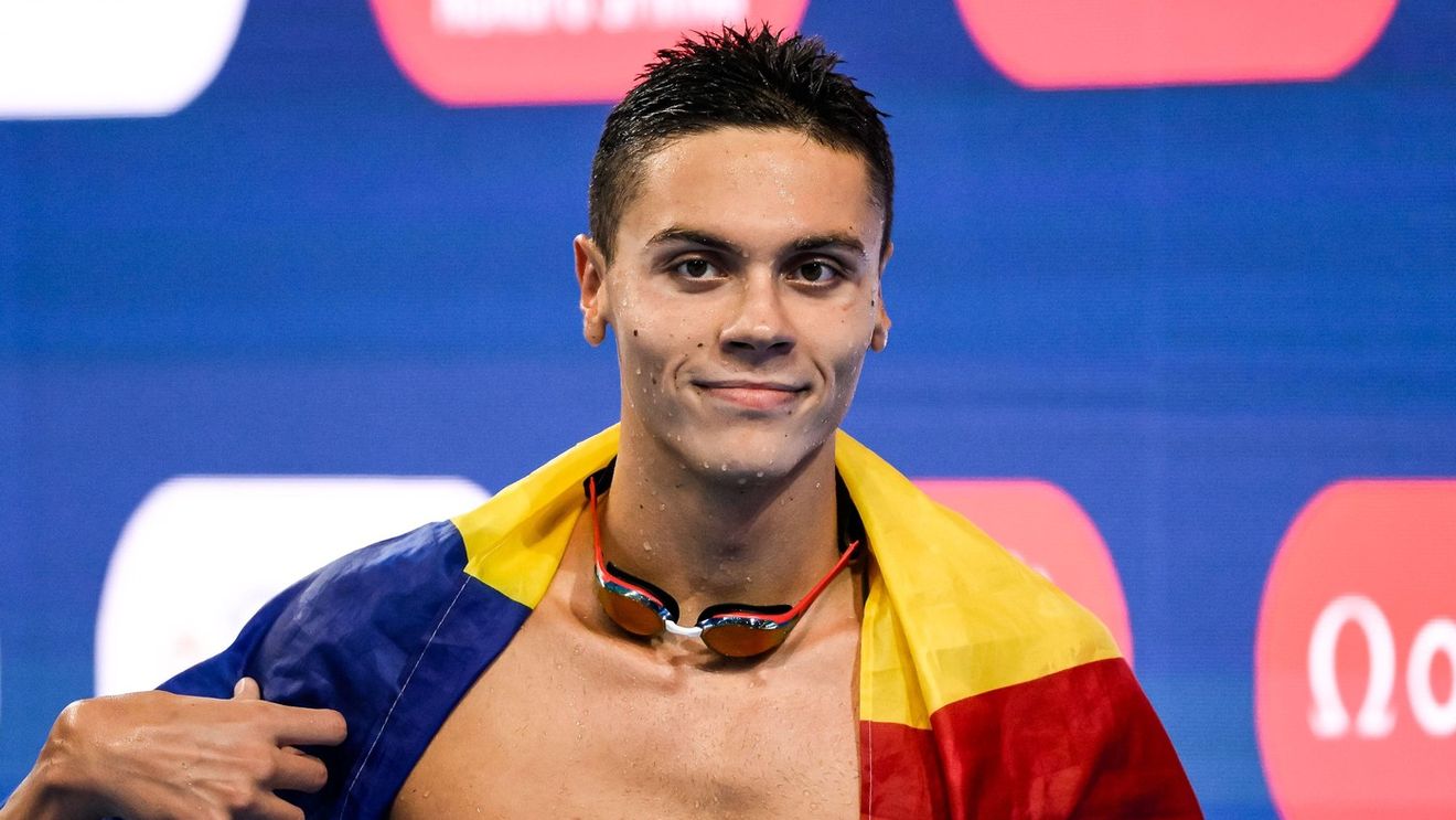 David Popovici, alături de Victor Rebengiuc și Mircea Cărtărescu. Ce este proiectul „Când rinocerii”