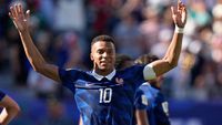 L’Equipe e la picioarele lui Kylian Mbappe după show-ul din Franța – Senegal 3-1: „ISTORIE!”