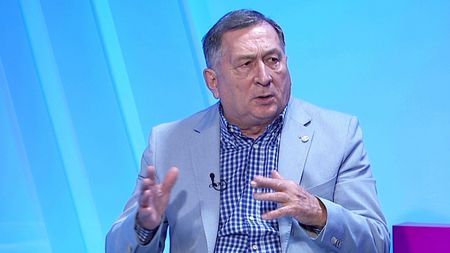 Ion Crăciunescu a rămas fără permis pentru 3 luni! A fost prins la "VAR" de polițiştii de la Rutieră cu o viteză aproape dublă decât limita în localitate: "Cred că a uitat cineva indicatorul acolo" | EXCLUSIV