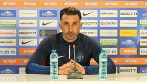 Trebuie sau nu desființată Școala de Antrenori dacă ia FCSB titlul în Superliga? Un fost antrenor vine cu o variantă fantezistă: „Charalambous și Pintilii să primească o medalie în plus”