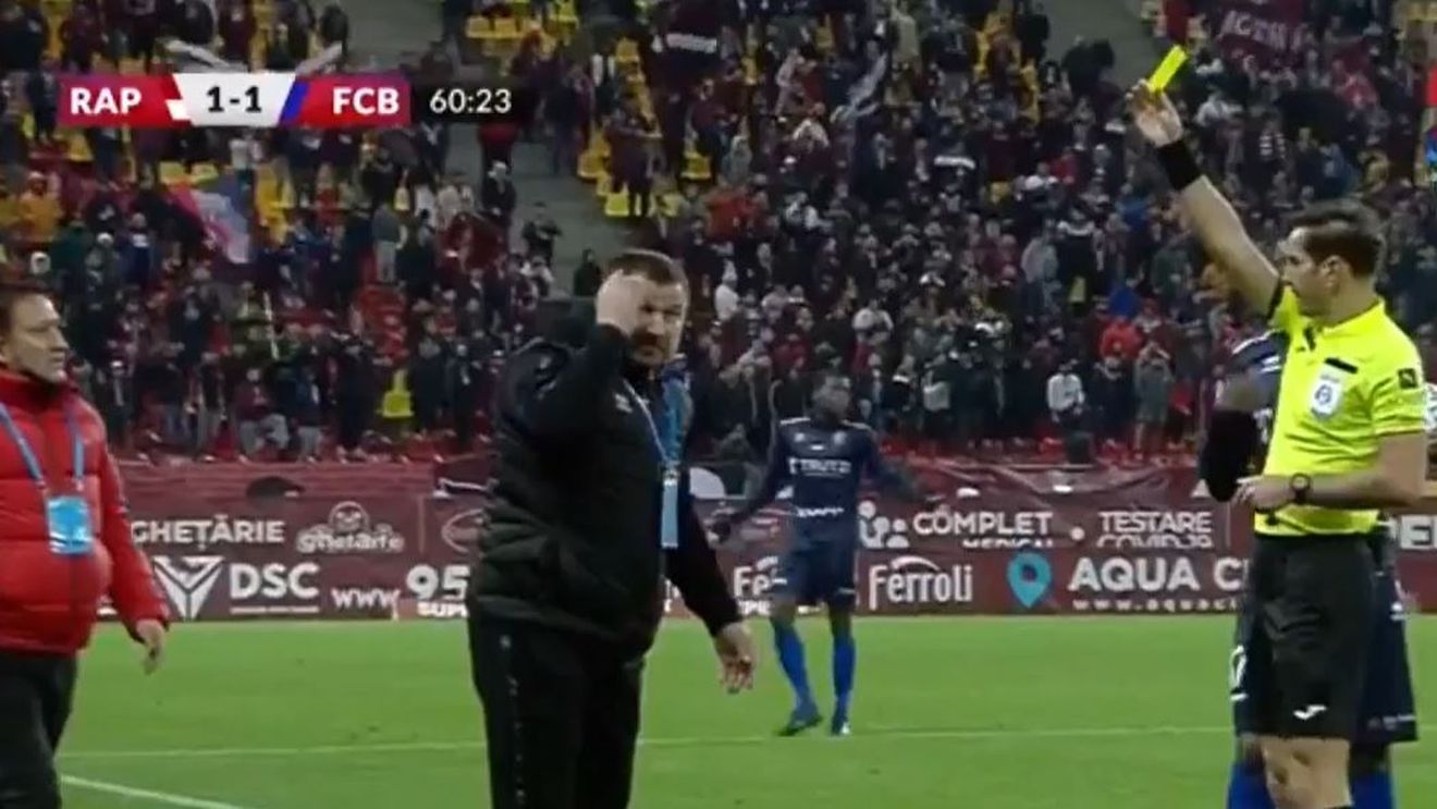 Moment incredibil la meciul Rapid - FC Botoșani! Dialogul halucinant între Marius Croitoru și unul dintre tușieri: „Ești nebun la cap?”