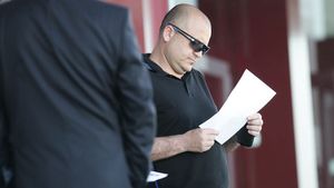 Piedici pentru Mititelu!** "De la Fondul Proprietatea nu cred că vor veni banii prea curând"