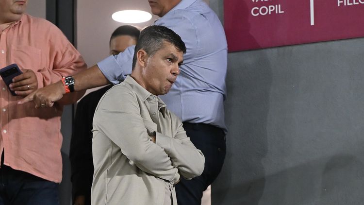 Robert Niță îl provoacă insinuant pe Săpunaru: „Dacă vrea să desfacem puțin ambalajul, nu am nicio problemă!”