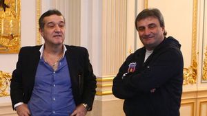 Stoichiță vrea înapoi!** "Cine spune că nu vrea să antreneze Steaua, minte! Nu e dificil deloc de lucrat cu Becali"
