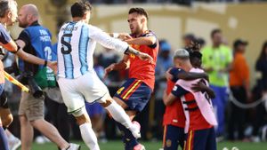 Bătaie generală după Spania – Argentina 1-0. Imagini de necrezut: Paredes și-a împărțit pumni cu Gavi și Eric Garcia