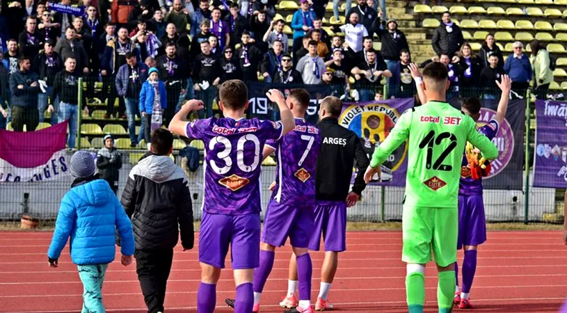 Argeșul s-a despărțit de încă un jucător, însă a reușit prelungirea contractelor cu Răzvan Ducan și Mihai Leca