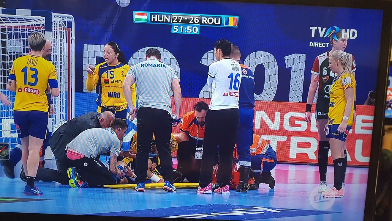 Cât de gravă e accidentarea Cristinei Neagu și când va putea juca din nou. "Sezonul e terminat. E dramatic ce se întâmplă"