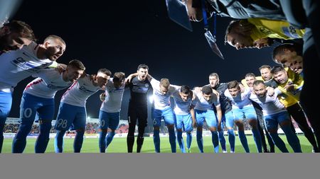 Becali l-a dat de gol pe Dică și a anunțat ce echipă va folosi FCSB cu Plzen: "Vlad va fi în poartă, Alibec va fi titluar". Vicecampioana schimbă sistemul?