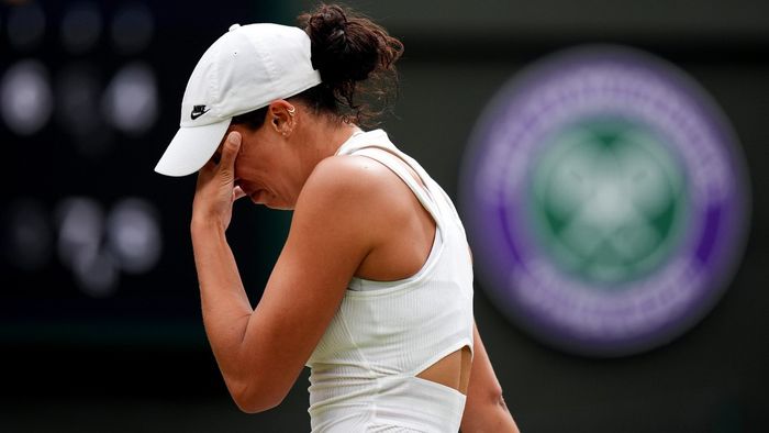 Jucătoarea a abandonat în optimi la Wimbledon, după ce a jucat cu dureri feroce și a plâns în hohote de disperare! Imagini incredibile cu celebra sportivă din SUA