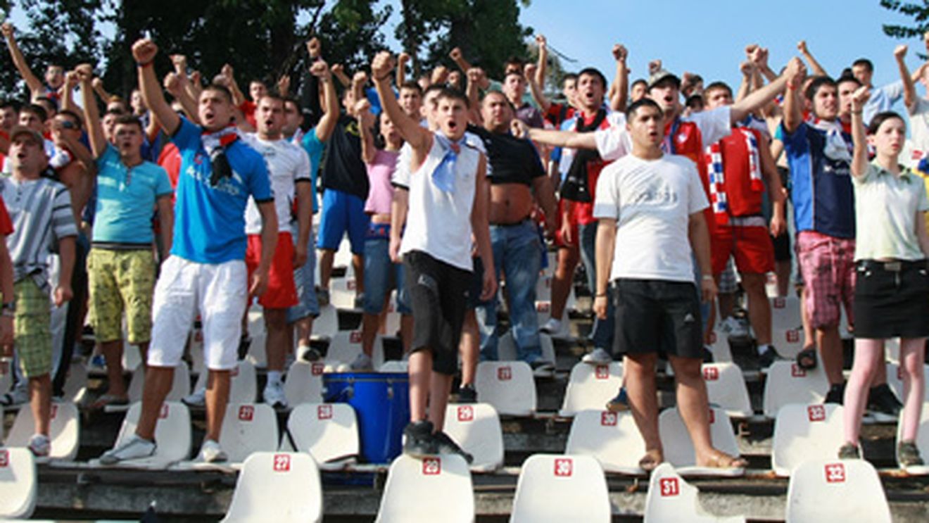 Dorinel, out?** Fanii gălățeni au cerut demisia "Neamțului"