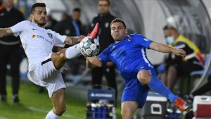 Adi Popa doar se va antrena cu Academica Clinceni, în speranța unui transfer în străinătate. Ilie Poenaru: „Îl aștept cu drag!”