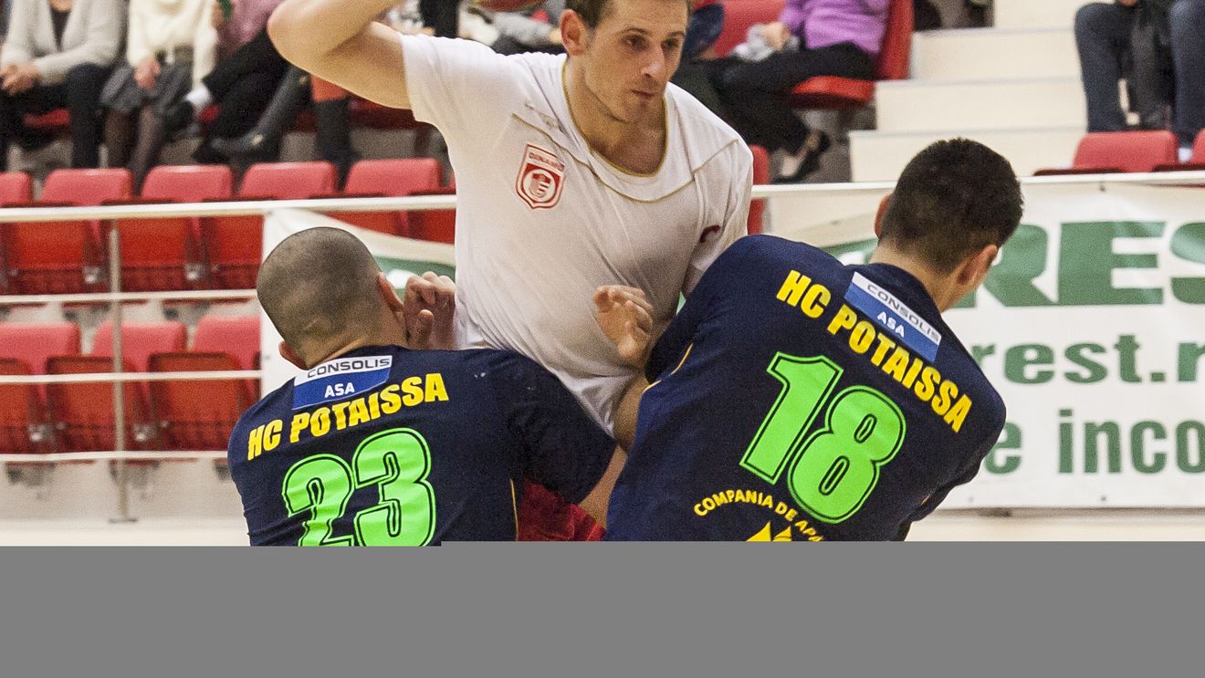 Dinamo își repară moralul pe spatele Potaissei Turda. Roș-albii au câștigat cu 26-20 și speră că au depășit pasa proastă