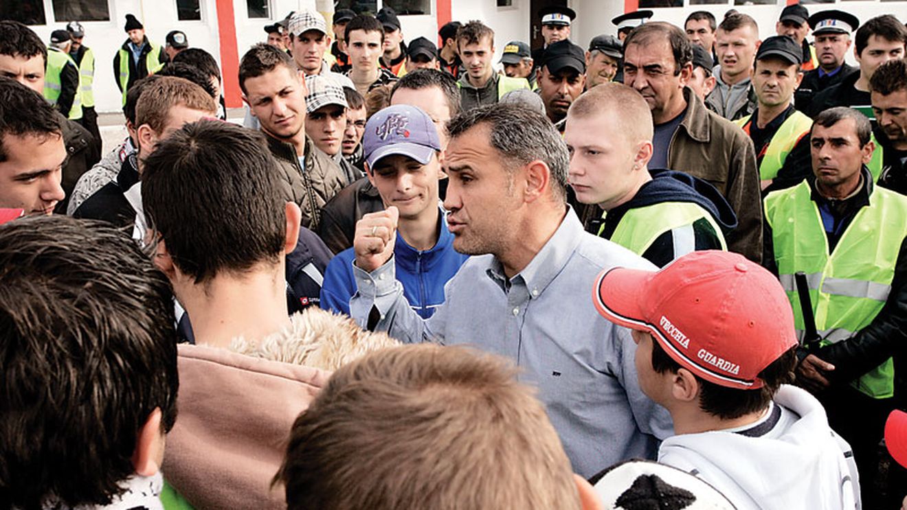 Agresiune în Valea Jiului, la matineu