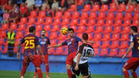 Start "ardelenesc": ASA - "U" Cluj 0-0 la debutul în noul sezon de Liga 1. Vedetele gazdelor, Zicu și Goga, au intrat în repriza secundă și au dezamăgit