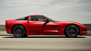 Prea rapide pentru "copii"! **Noul sponsor le-a oferit mașini fantastice jucătorilor lui United, Ferguson le-a interzis să le conducă