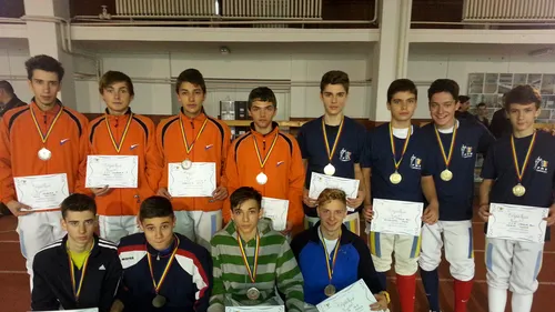 CSA Steaua a pus mâna pe aur la Campionatul Național de sabie cadeți